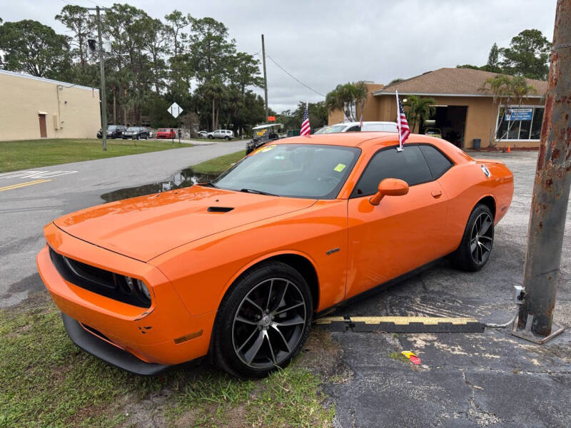 Dodge Challenger's photo