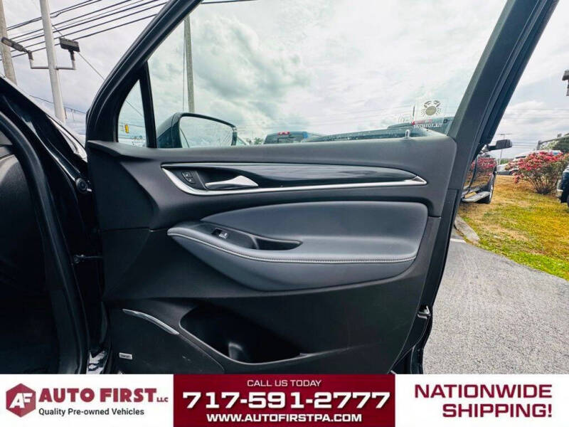 2021 Buick Enclave Essence