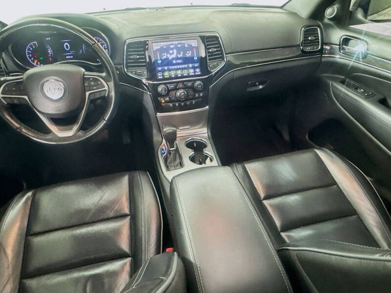 2020 Jeep Grand Cherokee Overland