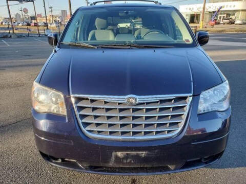 2010 Chrysler Town and Country for sale at Good Price Cars in Newark NJ