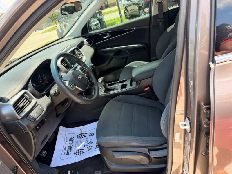 2019 Kia Sorento L