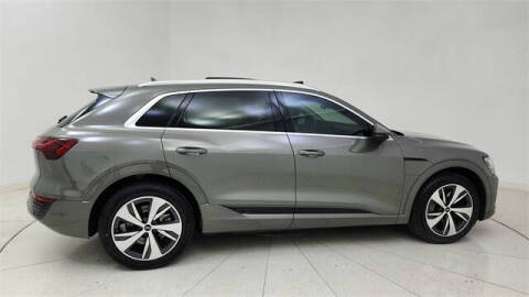 2024 Audi Q8 e-tron quattro Premium