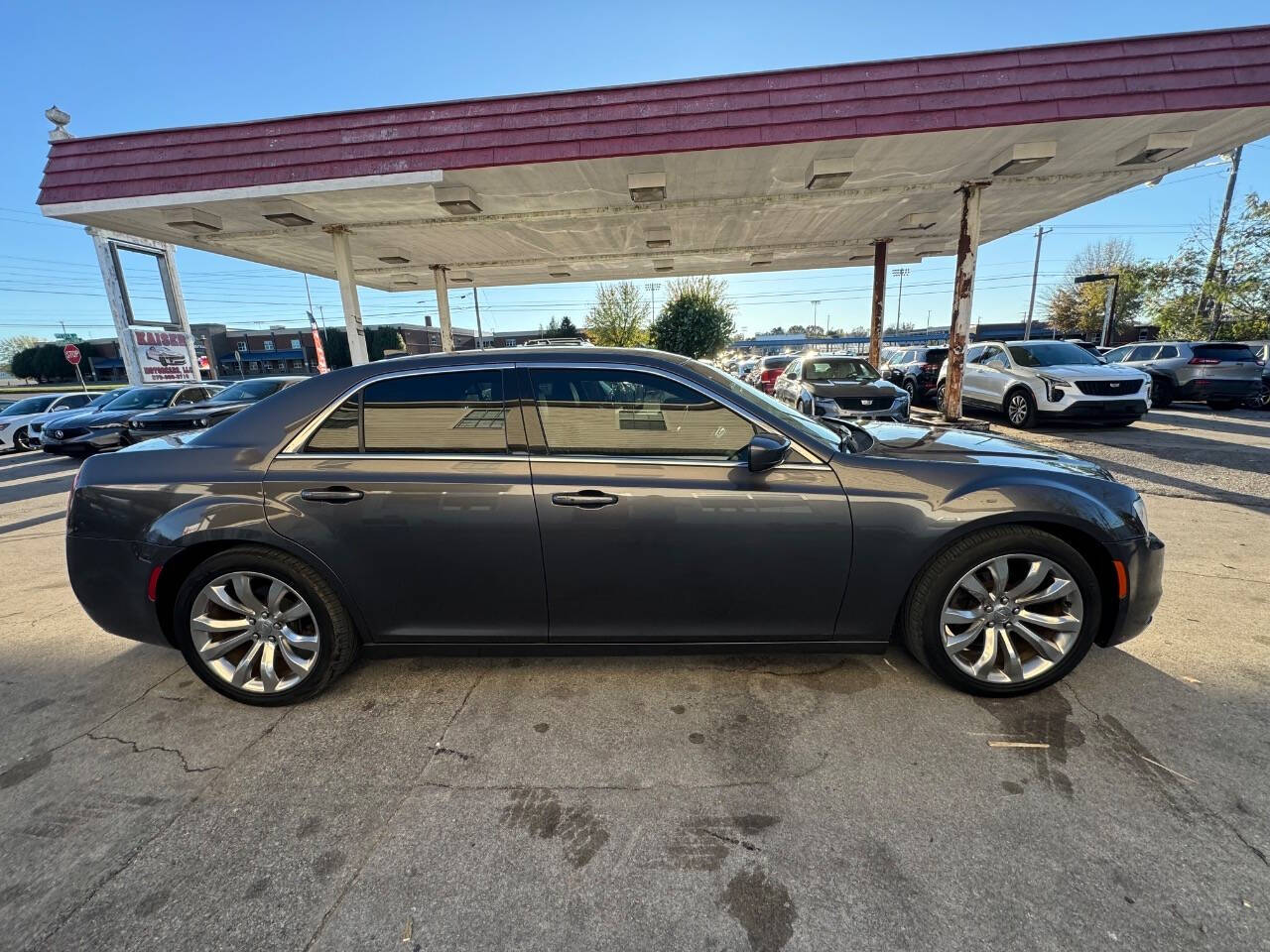 2017 Chrysler 300 for sale at KAISER MOTOR CARS.LLC in Bowling Green, KY