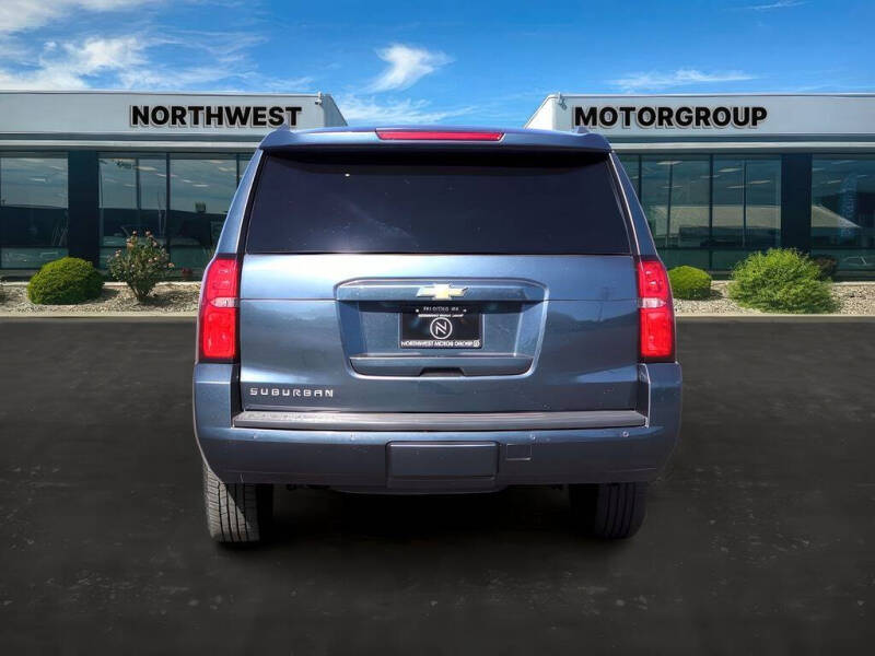 2020 Chevrolet Suburban LT