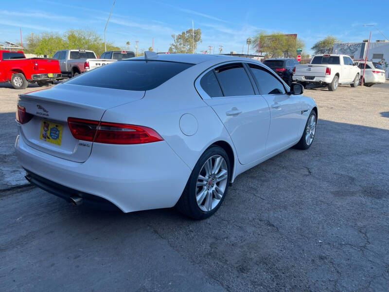 2019 Jaguar XE Base photo 17