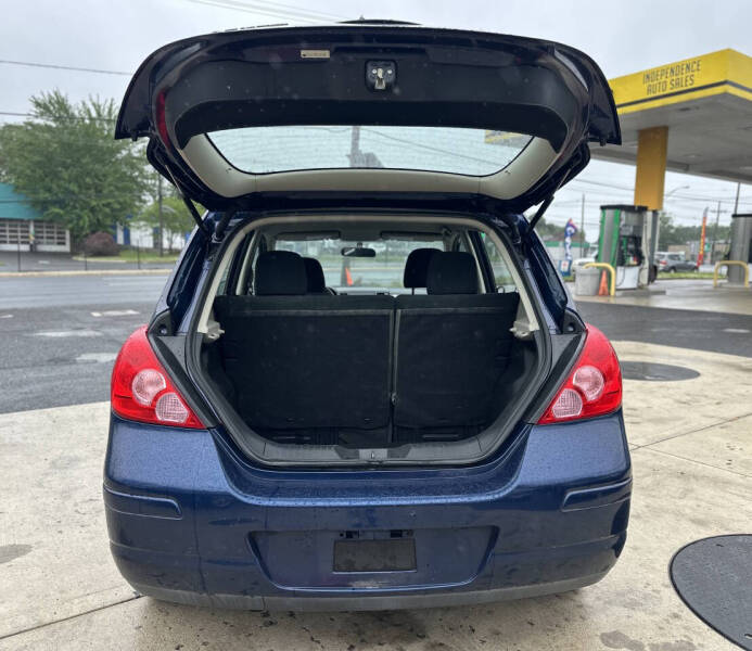 2012 Nissan Versa 1.8 S