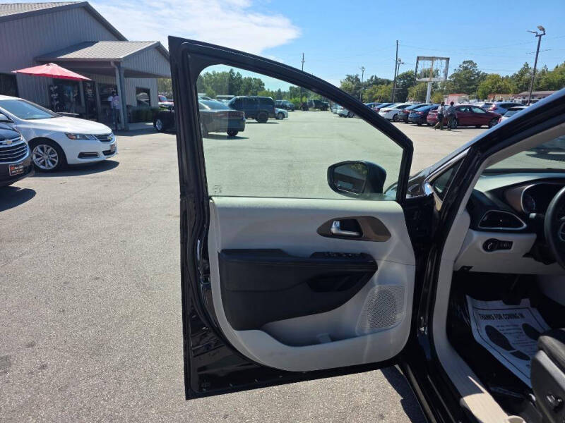 2018 Chrysler Pacifica LX