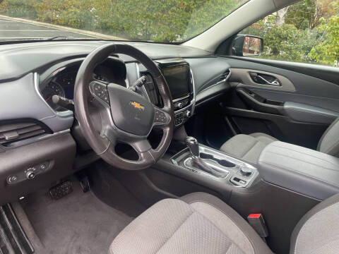 2020 Chevrolet Traverse LT Cloth