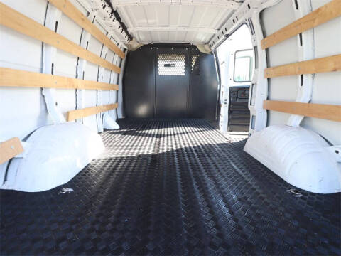 2024 GMC Savana 2500