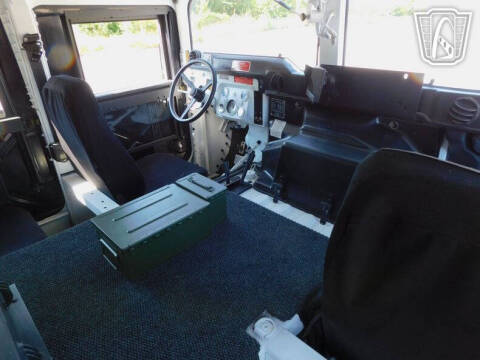 2008 AM General Hummer