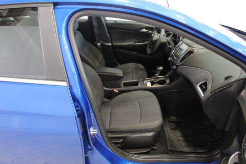 2017 Chevrolet Cruze LT Auto