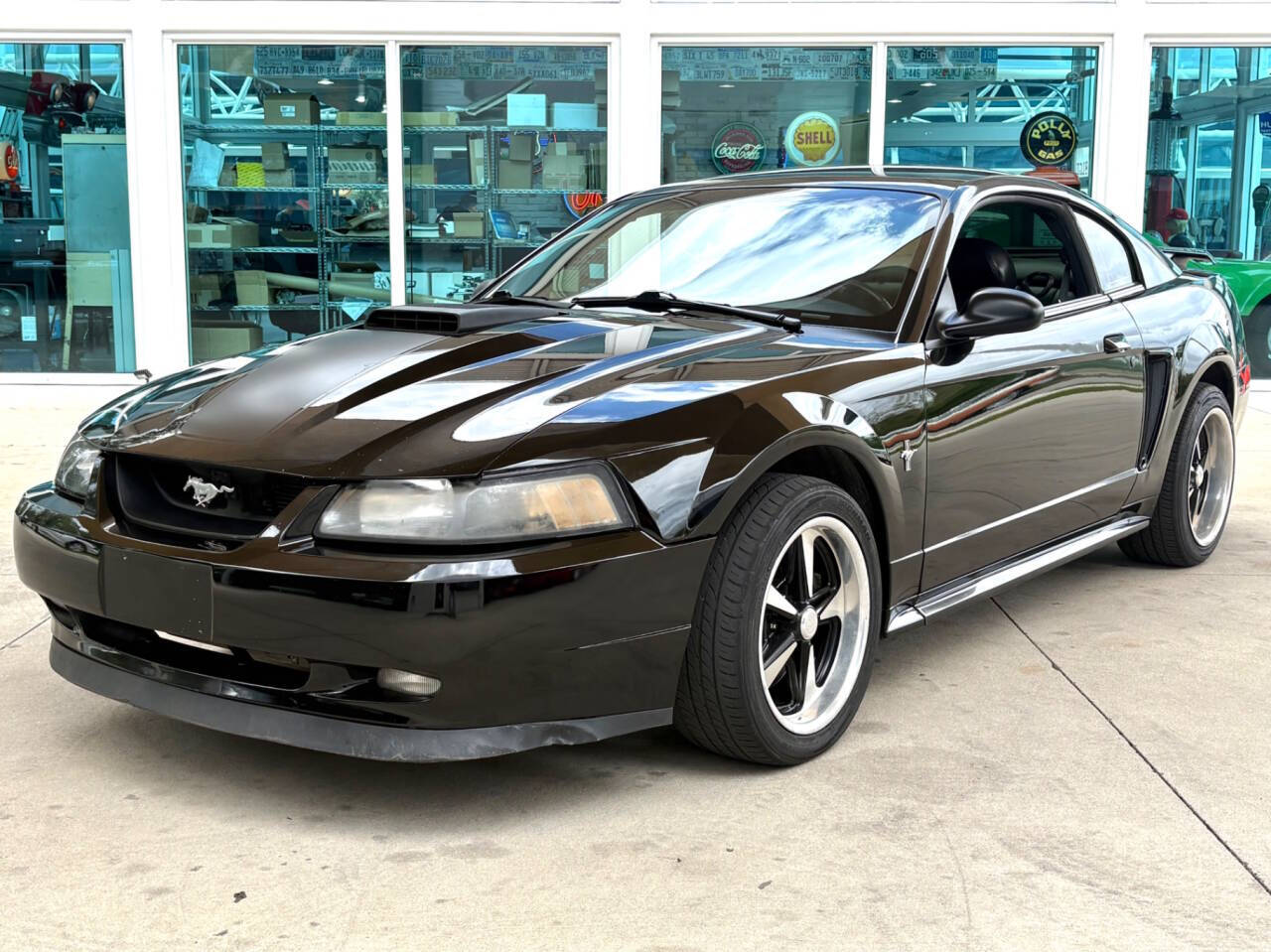 2003 Ford Mustang 1