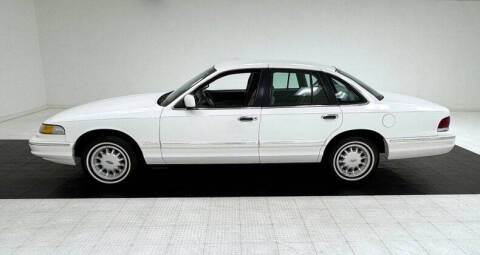 1997 Ford Crown Victoria LX