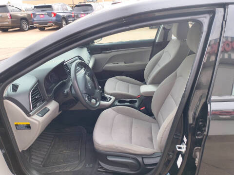 2018 Hyundai Elantra SE