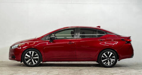 2022 Nissan Versa SR