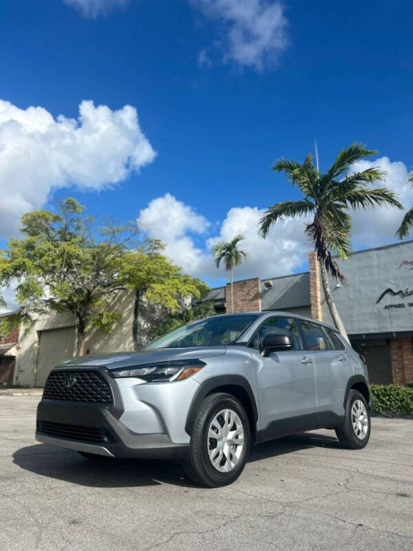 2024 Toyota Corolla Cross L's photo