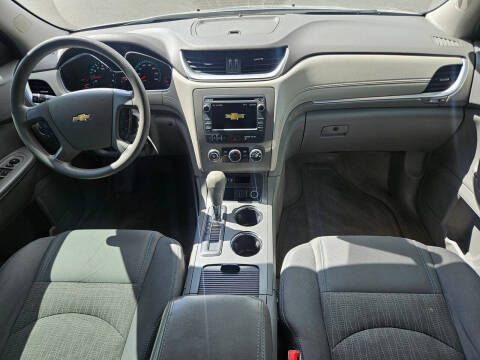 2017 Chevrolet Traverse LS
