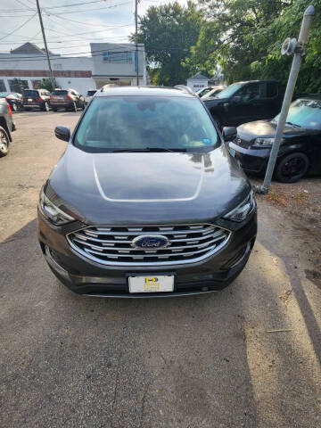 2020 Ford Edge Titanium