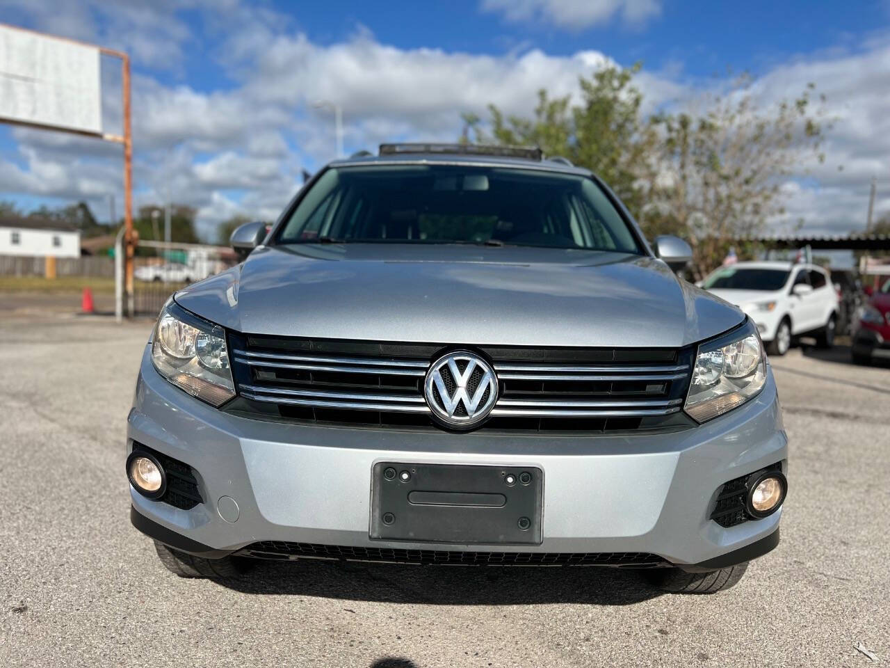 2013 Volkswagen Tiguan for sale at J-R Auto Sales LLC in Houston, TX