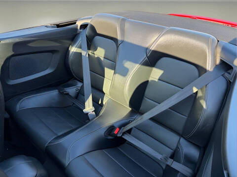 2022 Ford Mustang EcoBoost Premium