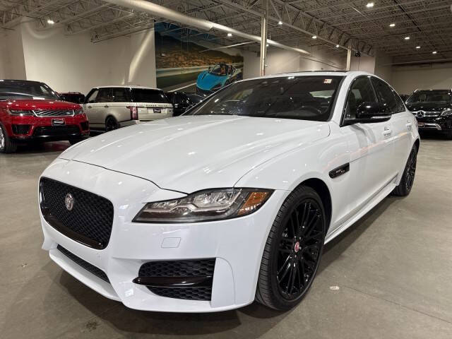 2016 Jaguar XF R-Sport
