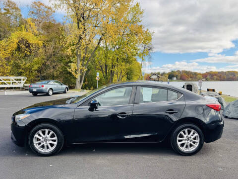 2015 Mazda MAZDA3 i Touring