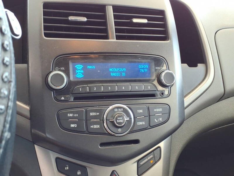 2013 Chevrolet Sonic LT Auto