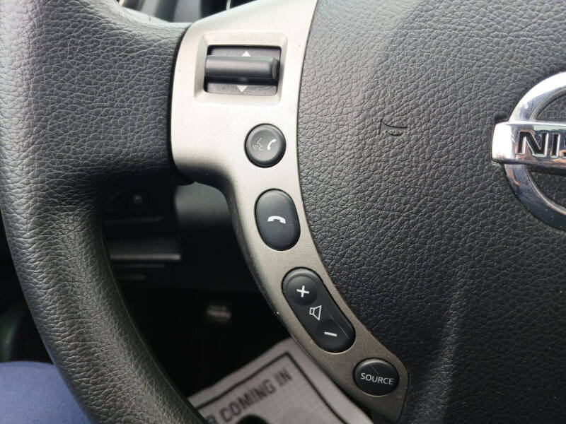 2011 Nissan Rogue SV