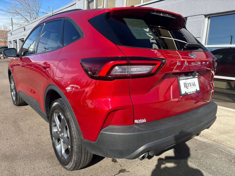 2025 Ford Escape ST-Line