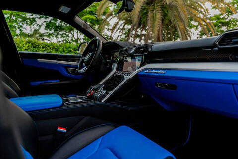 2020 Lamborghini Urus