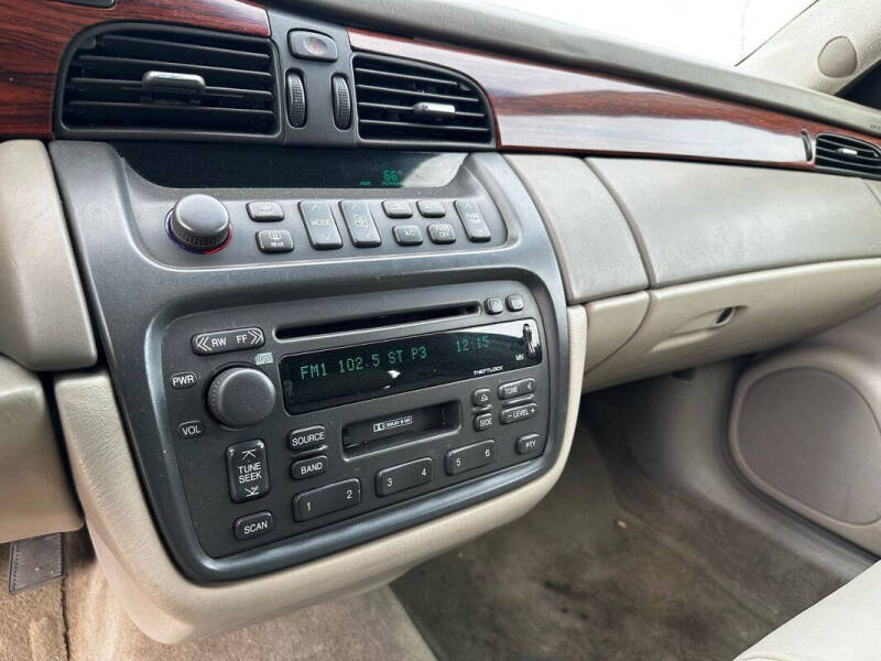 2003 Cadillac DeVille