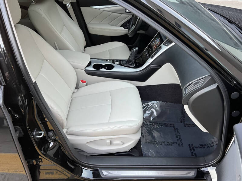 2021 Infiniti Q50 Luxe