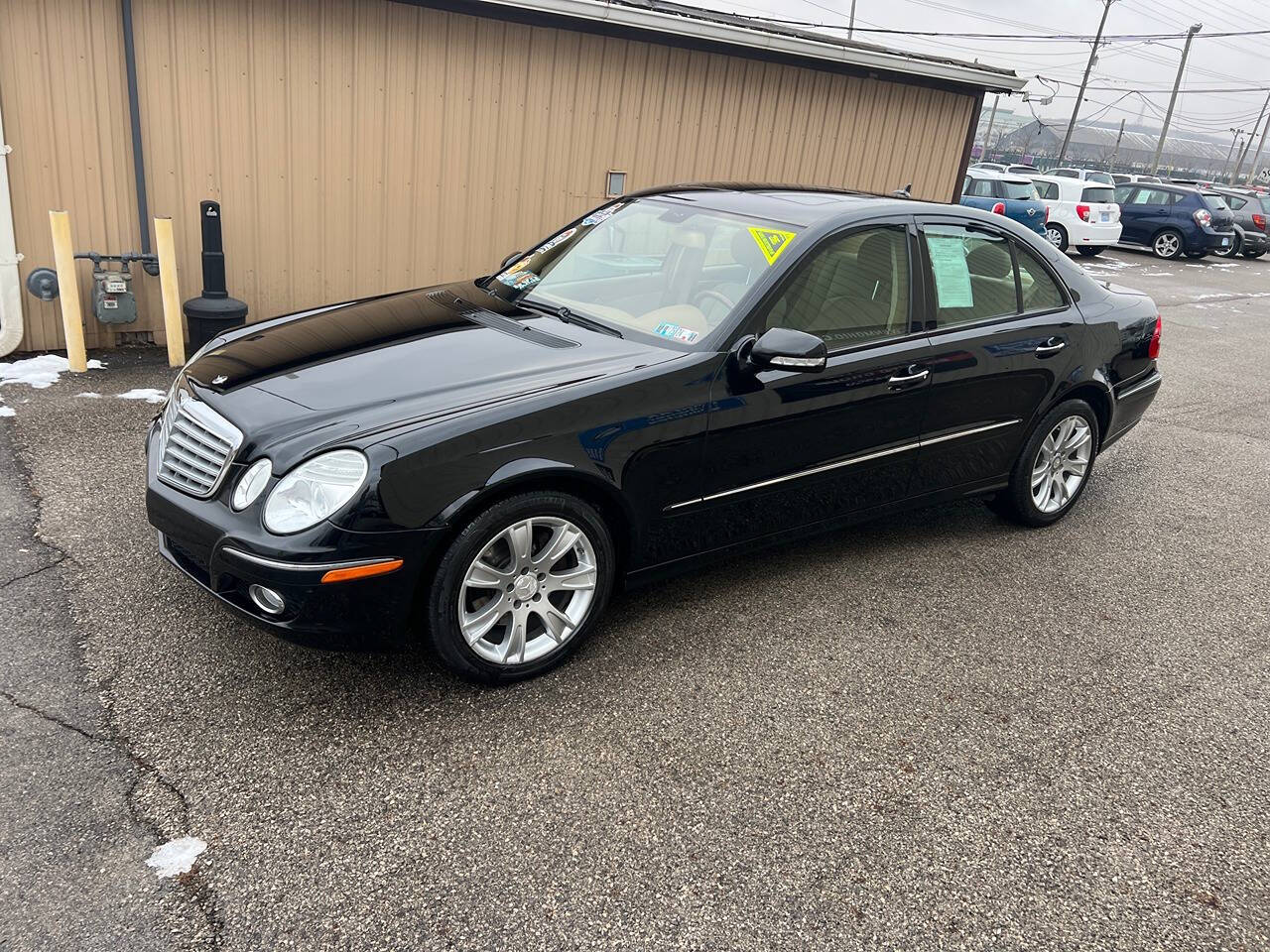 2009 Mercedes-Benz E-Class for sale at BNM AUTO GROUP in GIRARD, OH