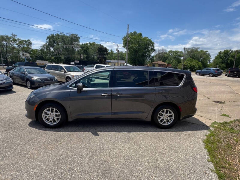 2017 Chrysler Pacifica Touring