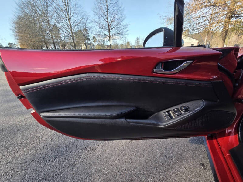 2017 Mazda MX-5 Miata RF Club