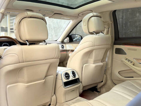 2015 Mercedes-Benz S-Class S 550