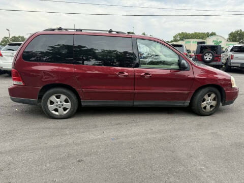 2004 Ford Freestar SES