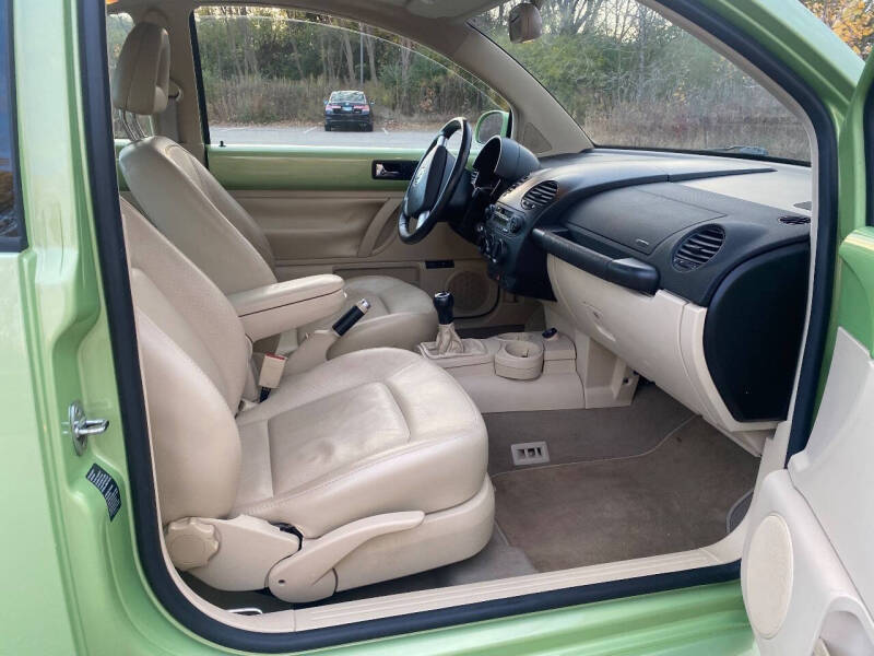 2002 Volkswagen New Beetle GLX 1.8T