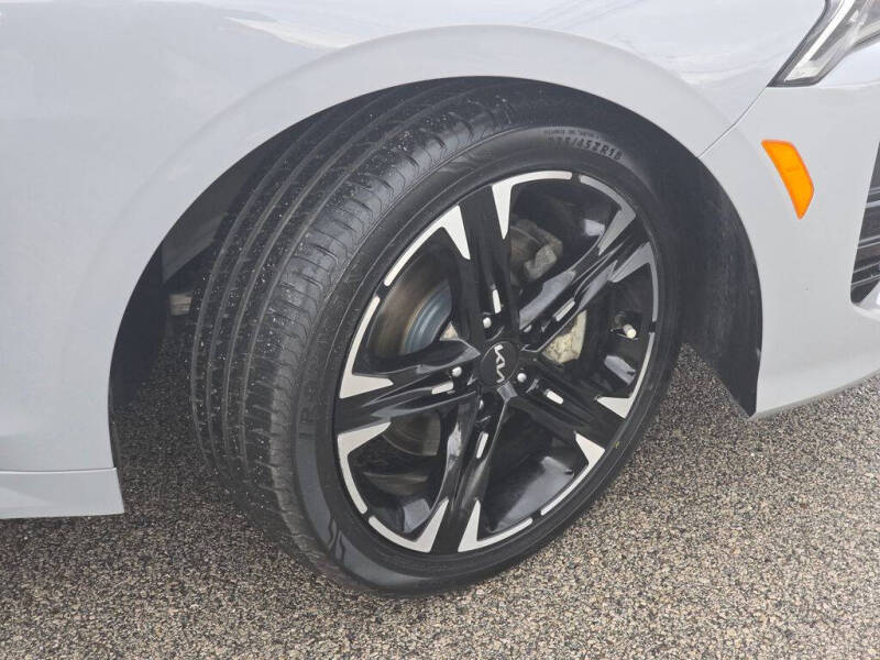 2023 Kia K5
