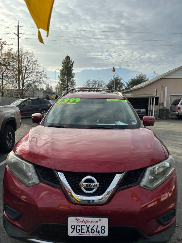 2016 Nissan Rogue SV photo 5