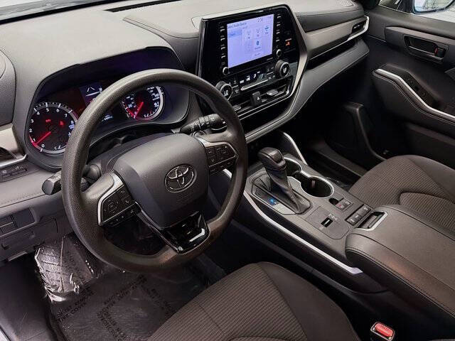 2021 Toyota Highlander L