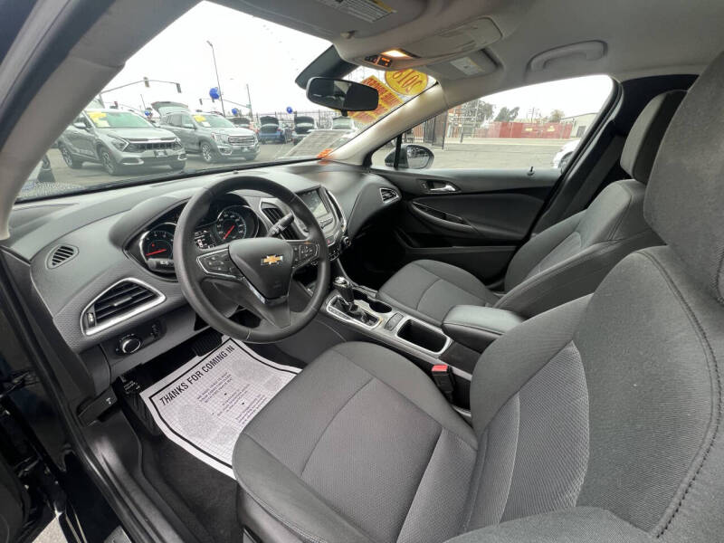 2018 Chevrolet Cruze LT Auto