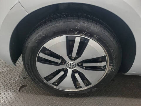 2019 Volkswagen e-Golf SE