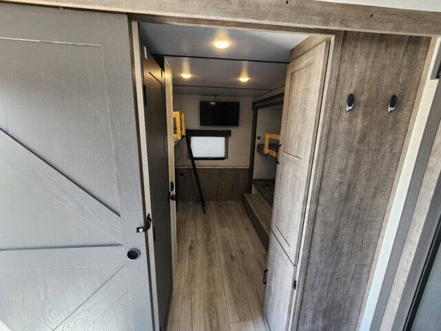 2023 Forest River Surveyor Legend