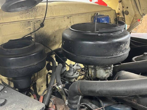 1948 Ford Super Deluxe