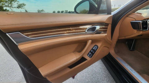 2012 Porsche Panamera Turbo