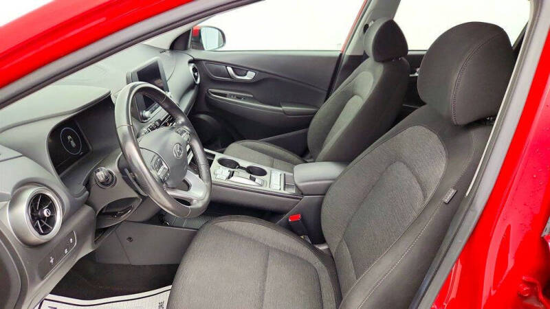 2022 Hyundai Kona Electric SEL