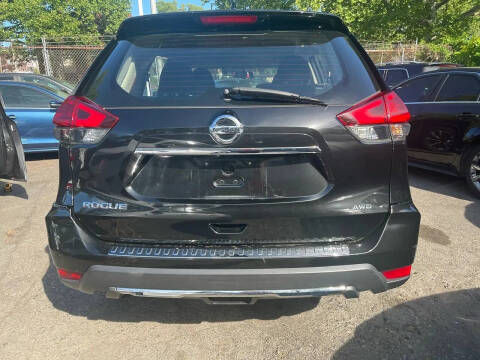 2017 Nissan Rogue S