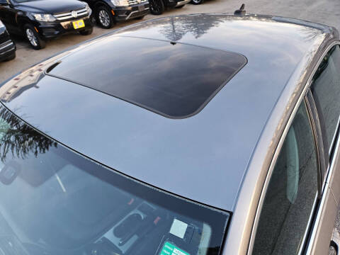 2013 Volkswagen Passat SE PZEV