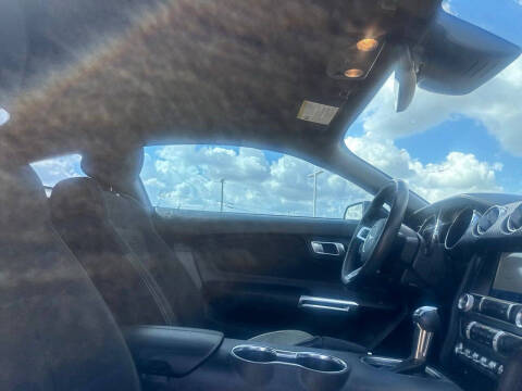 2022 Ford Mustang EcoBoost